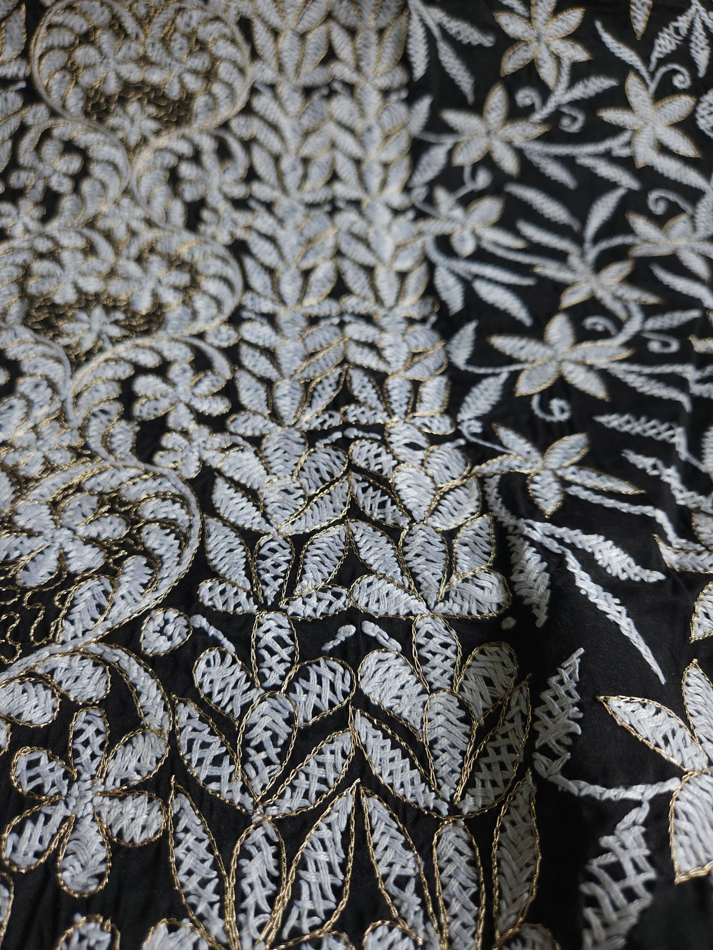 Cotton Voil 3-Piece Chikankari Suit (PSC225)