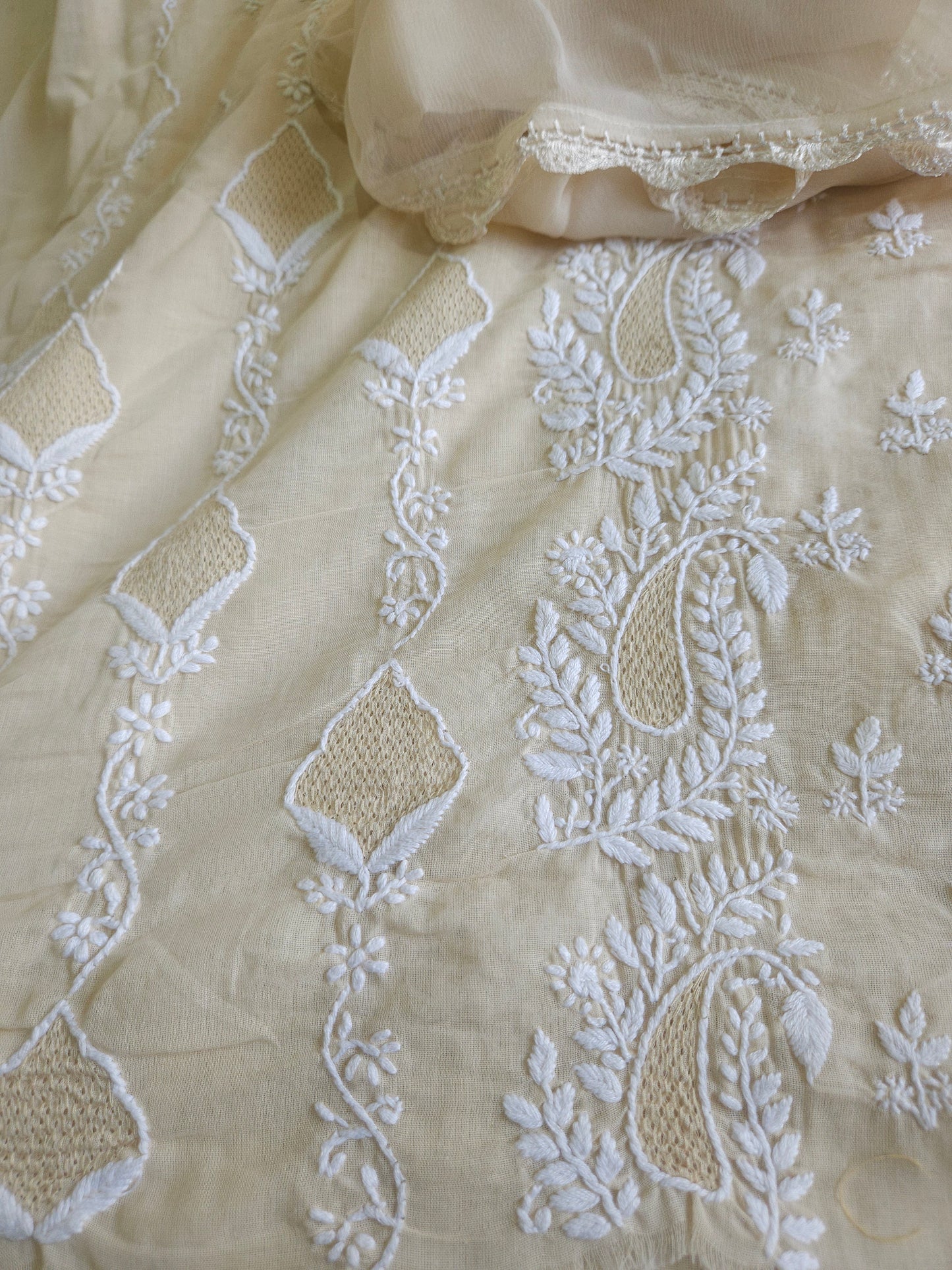 Soft Cotton 3Piece Unstiched Chikankari Suit