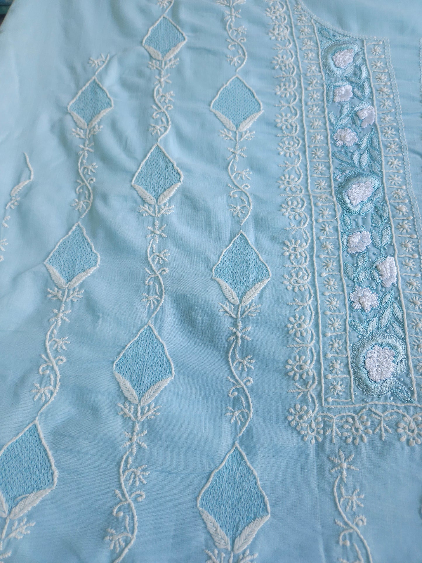 Soft Cotton 3Piece Unstiched Chikankari Parsigara Suir