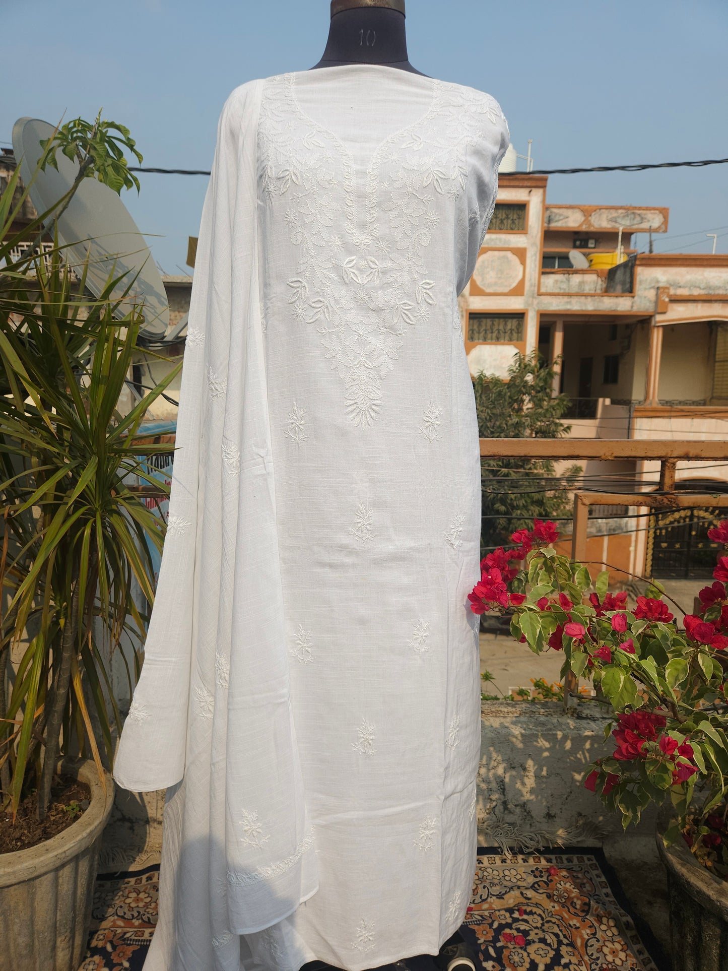 Linen Chikankari 2-Piece Suit with heavy jaal sleeve (PSC017)