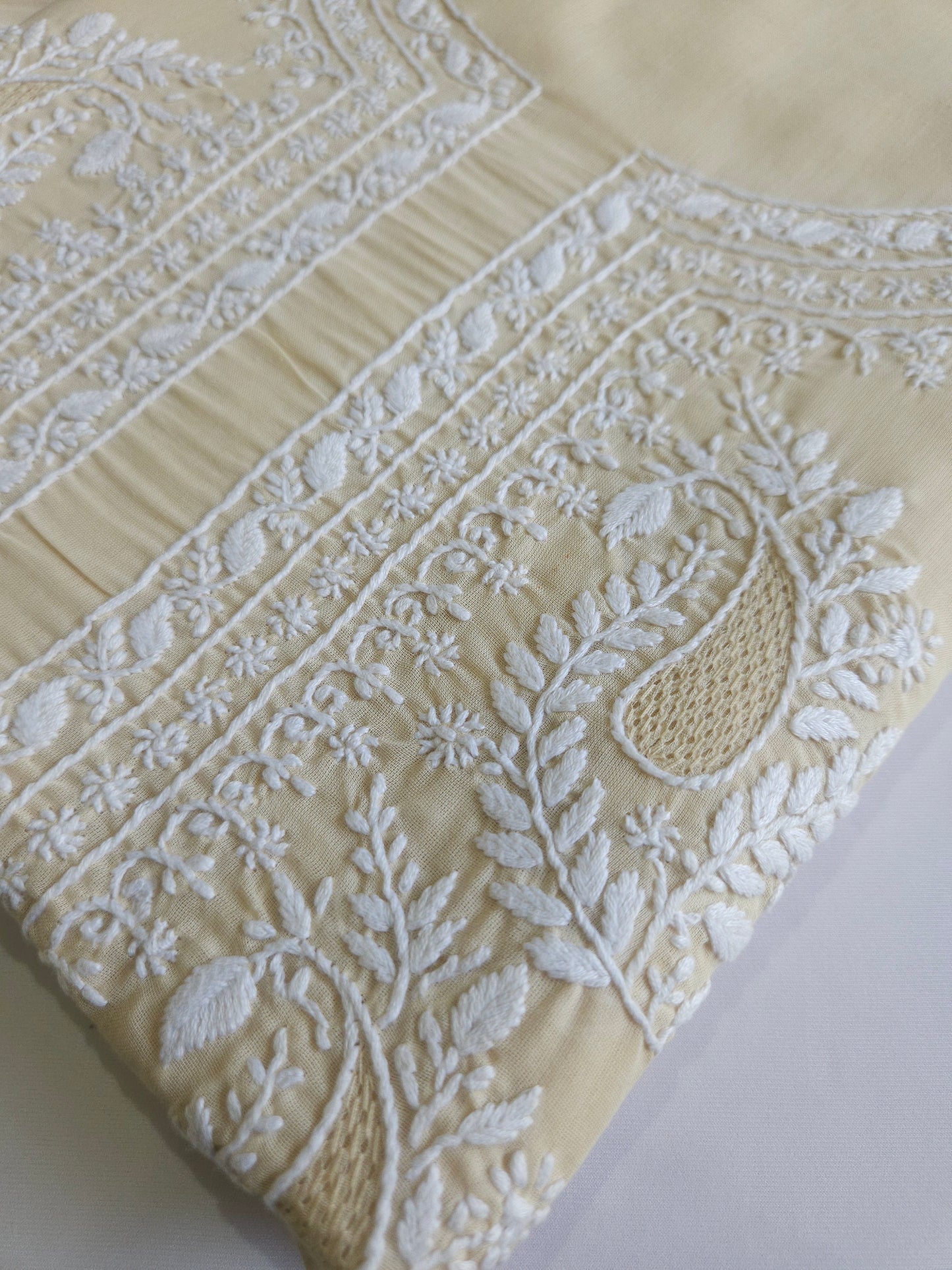 Soft Cotton 3Piece Unstiched Chikankari Suit