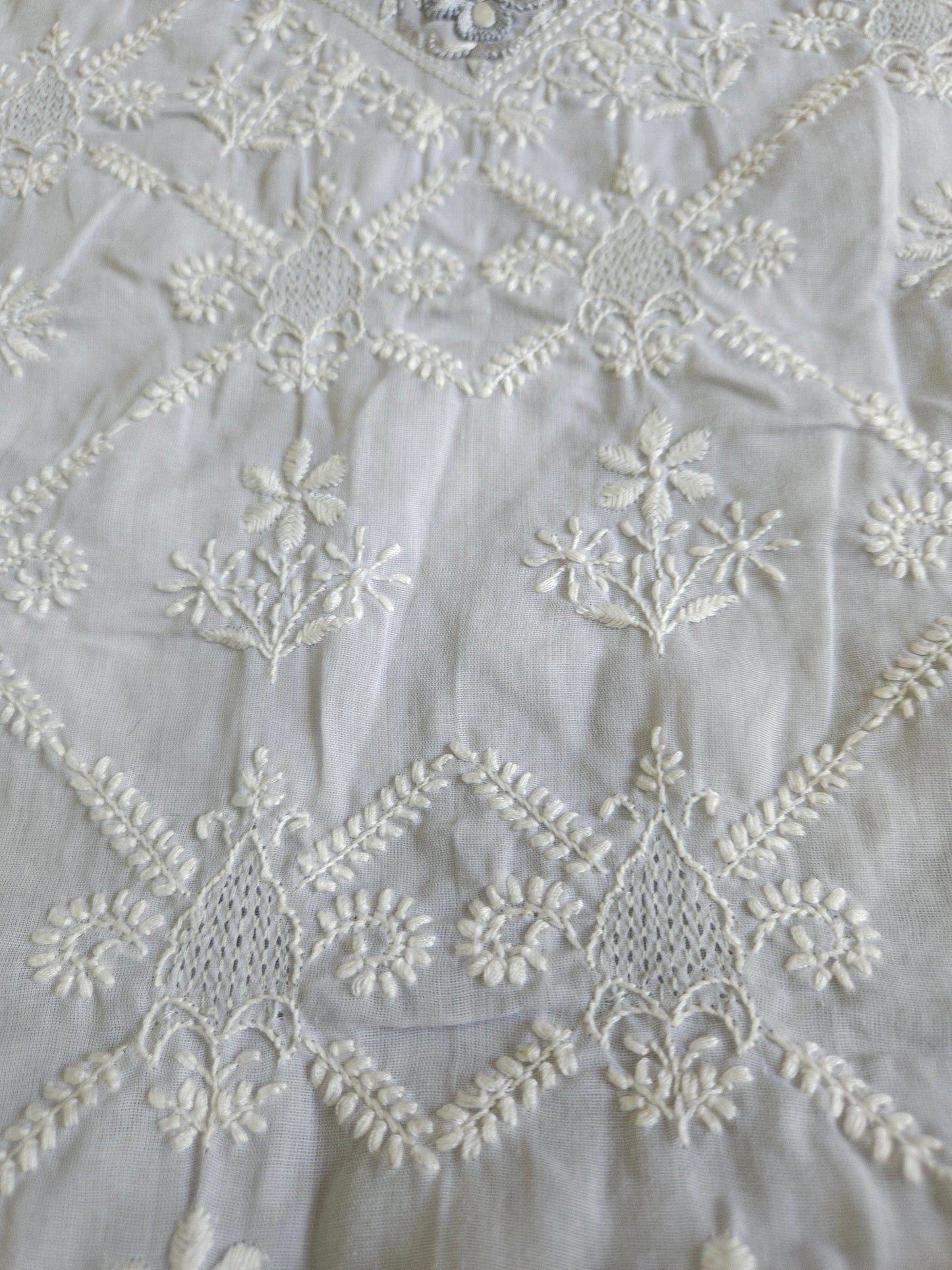 Soft Cotton 3Piece Unstiched Chikankari Parsigara Suit