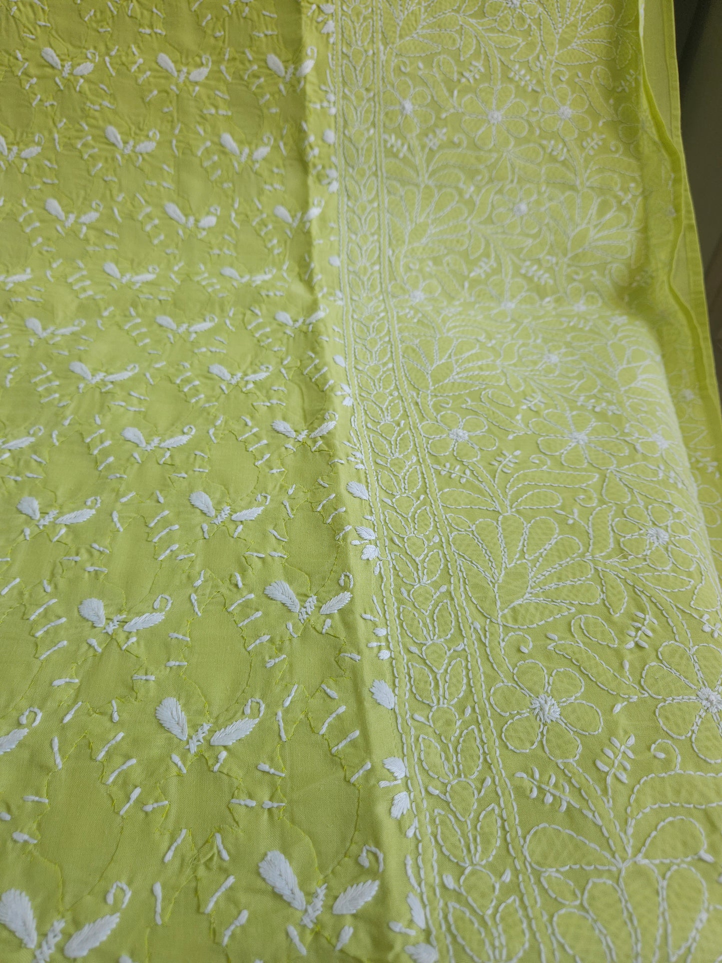 Cotton Voi Daraz Chikankari Kurti